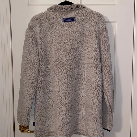 Properly Tied Fuzzy Pullover - Picture 3 of 3